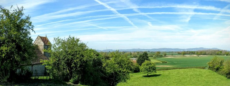 The view west, looking towards the Malvern Hills